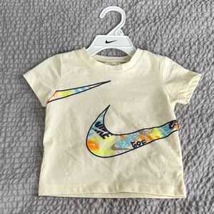 ⚠️Nike Tee⚠️
